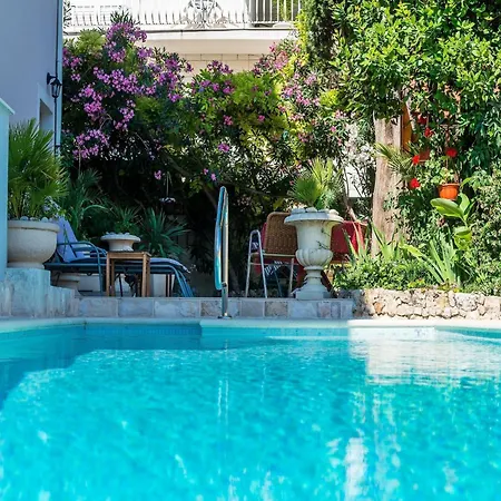 Aura - Comfort 3 With Shared Swimming Pool Ragusa