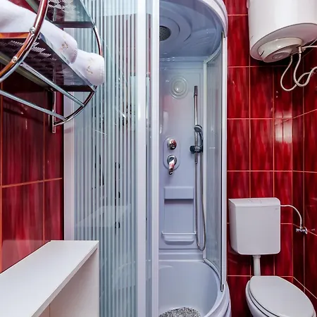 Aura - Comfort 3 With Shared Swimming Pool *